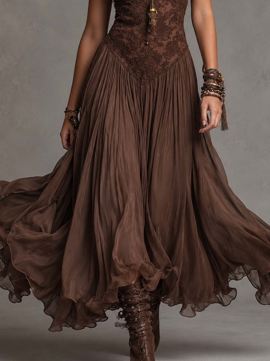 Vestido maxi de chifón con paneles de encaje de color marrón oscuro