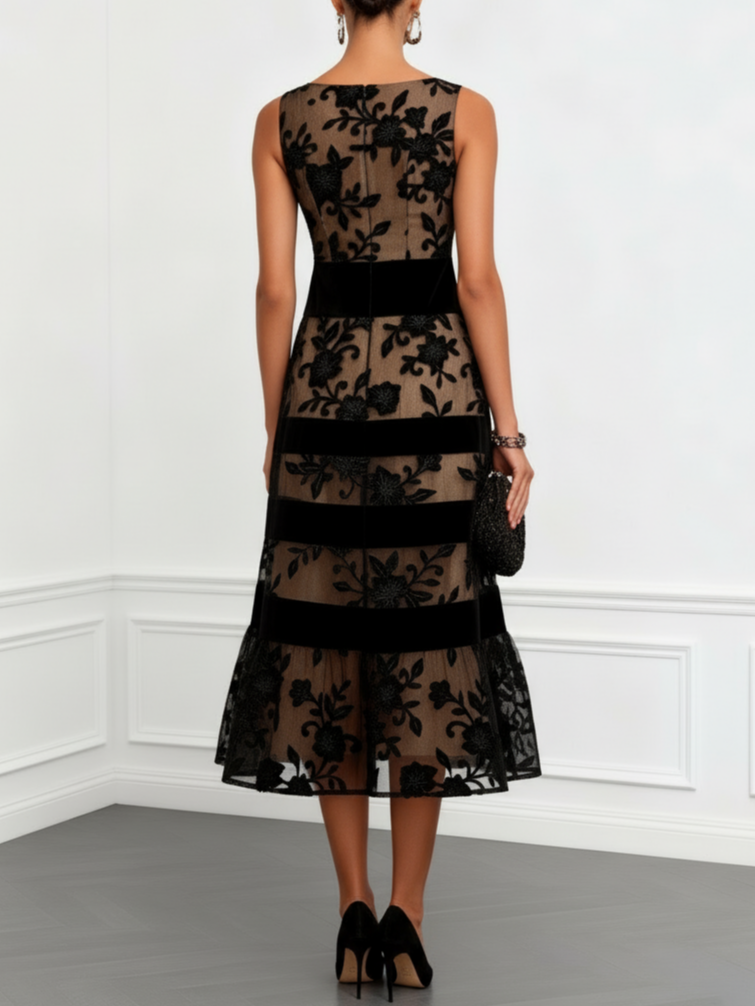 Vestido midi negro de malla con estampado floral, sin mangas, de silueta en A.