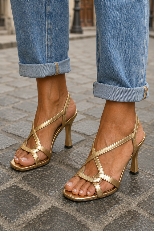 Cassie | Tacones dorados de verano con encanto