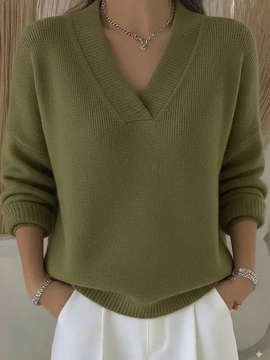 VALERIA | MAGLIONE MORBIDO CON SCOLLO A V