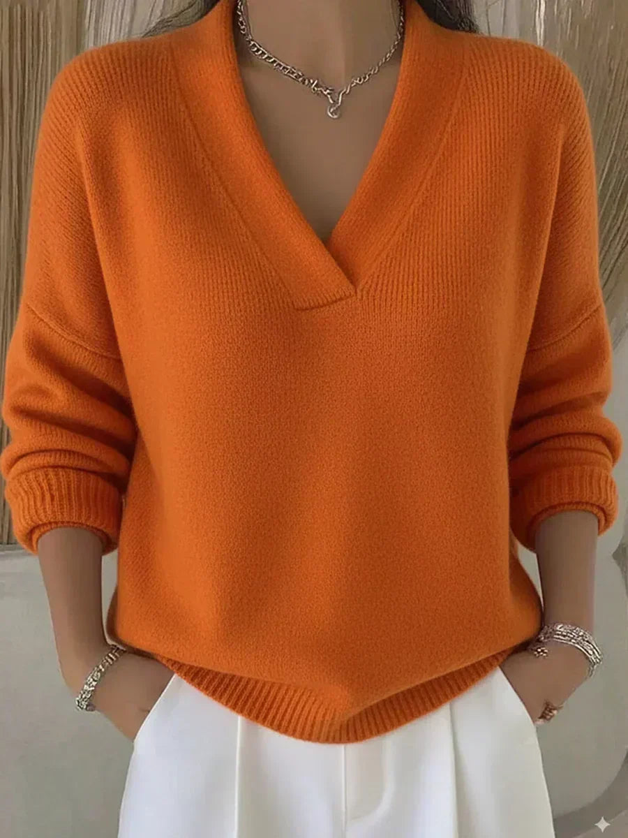 VALERIA | MAGLIONE MORBIDO CON SCOLLO A V