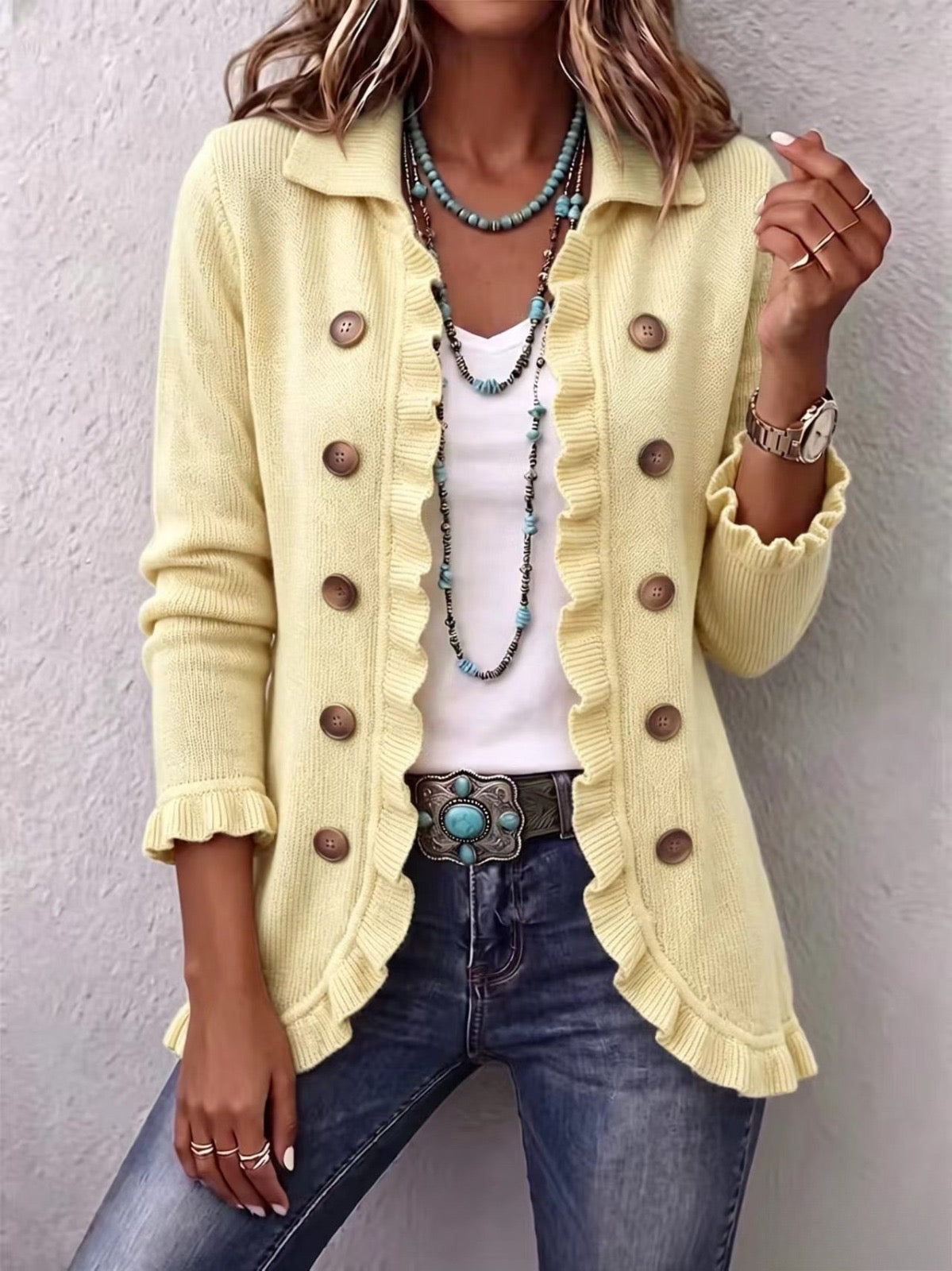 LILIANA | CARDIGAN IN MAGLIA CREMA CON VOLANT